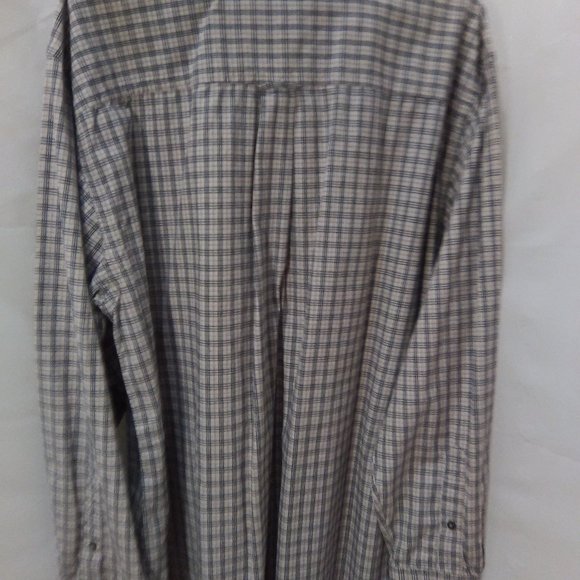 Izod Men's Long Sleeve Button Down Shirt Color Tan/Blue Plaid Size Large - Picture 2 of 5
